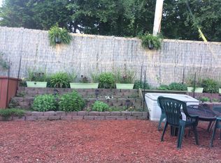 922 Brook Ave, Secane, PA 19018