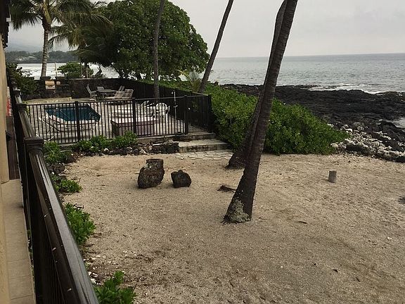 4th image of 76-6212 Alii Dr APT 102