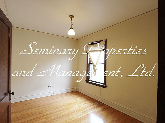 4th image of 1626 W Winona St APT 1R