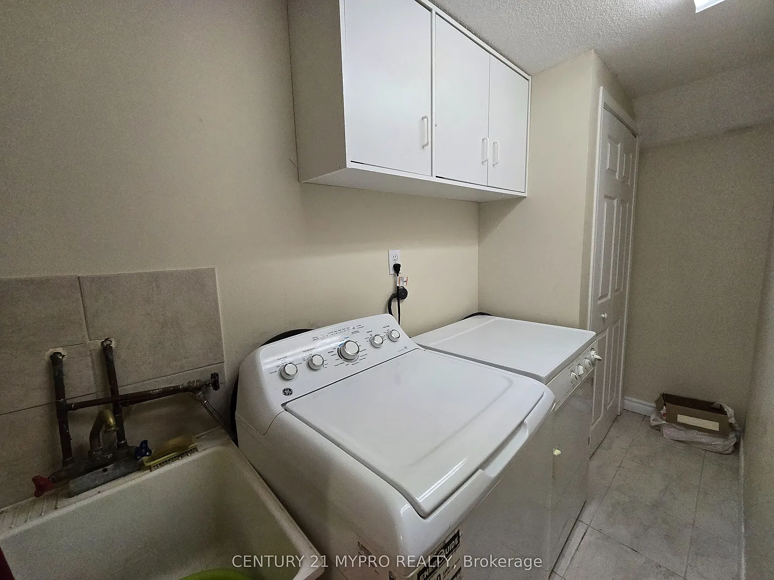 2 bed, $1,350 — Photo 3