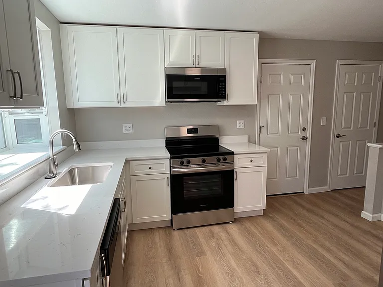 1488 S Bahama St — Photo 3
