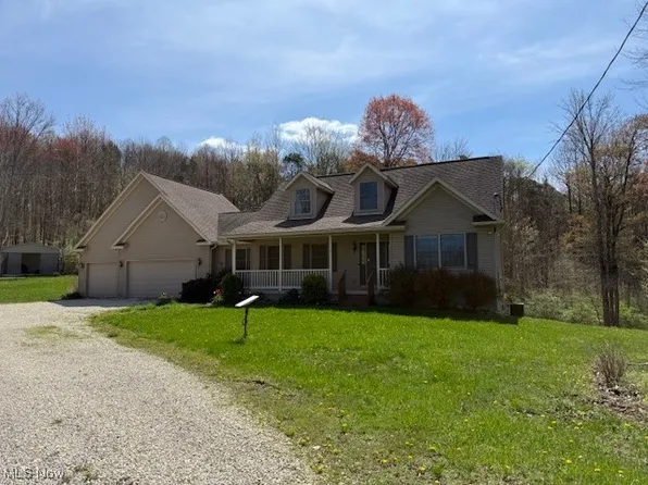 6020 Factor Rd SW, Sherrodsville, OH 44675