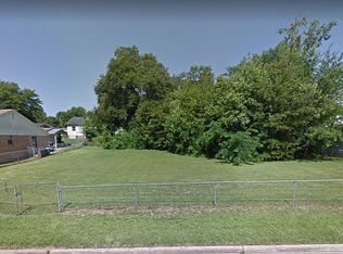 Woodlawn St, Jackson, MS 39213