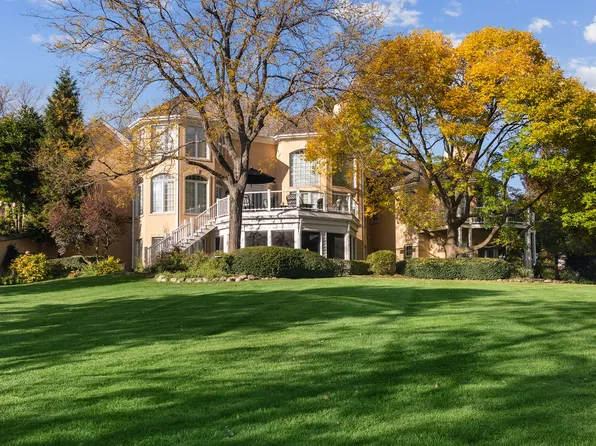 (undisclosed Address), Barrington, IL 60010