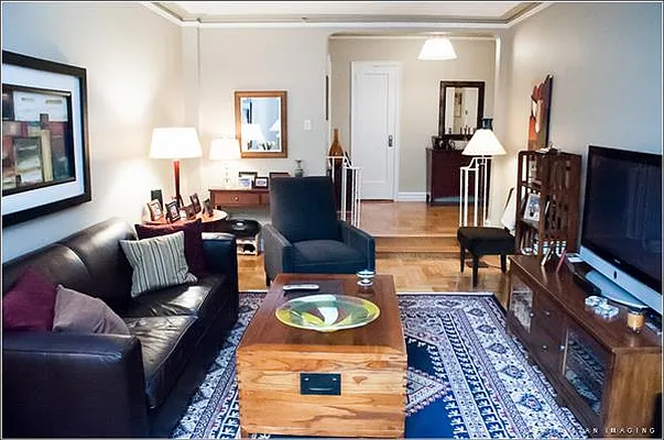 Sold by Bank Neary | media 26