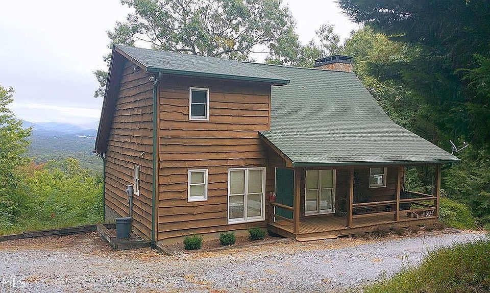 2nd image of 1030 Arbor Dr