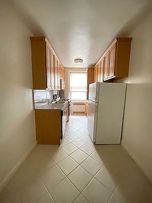 1st image of 41-43 39th Pl #3E