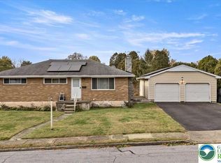 558 Beechwood St, Emmaus, PA 18049