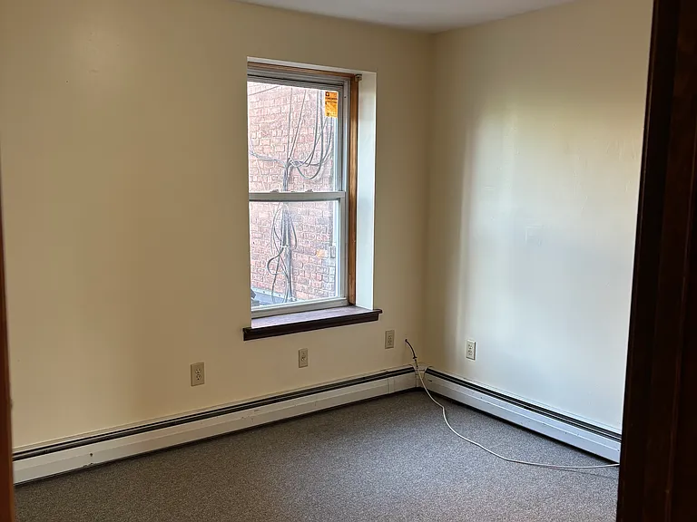 180 Madison Ave #2 — Photo 10
