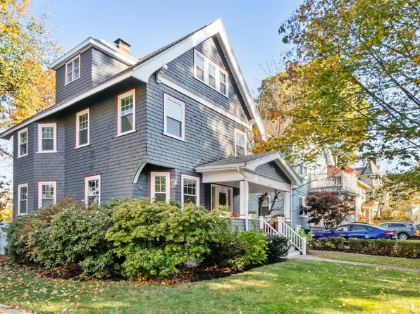 109 Clement Ave, West Roxbury, MA 02132