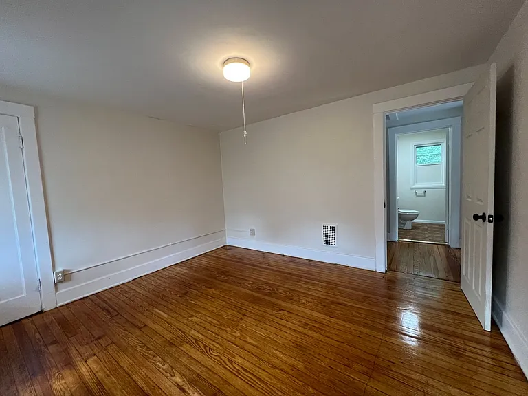 14 Admiral Park — Photo 19