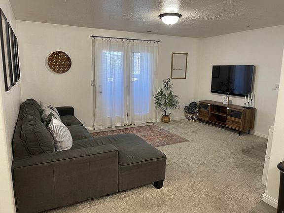 3rd image of 8182 N Cedar Springs Rd W #Y4