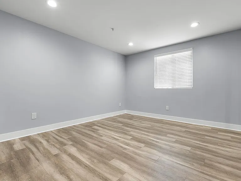 960 1/2 S Breed St — Photo 12