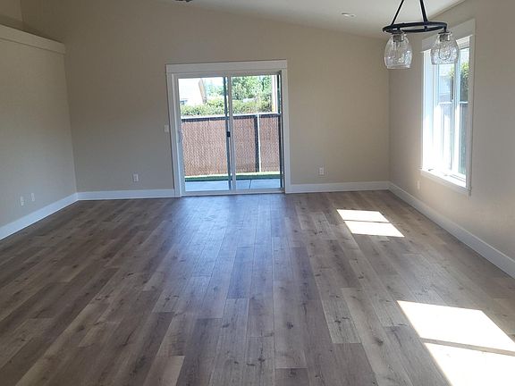 5th image of 2950 Coopers Lndg
