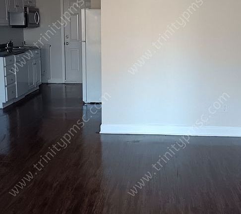 5th image of 1000 Wildwood Ln
