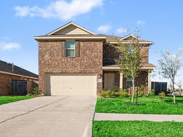 9502 Brookside Point Dr, Baytown, TX 77521