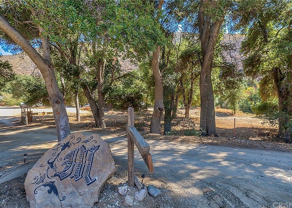 39088 San Francisquito Canyon Rd, Green Valley, CA 91390 Zillow