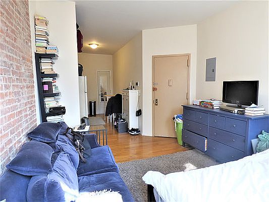 2nd image of 1742 1st Ave APT 3B
