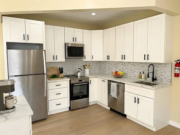 87-50 167th St #1C, Jamaica, NY 11432