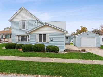 204 4th Ave, Keystone, IA, 52249