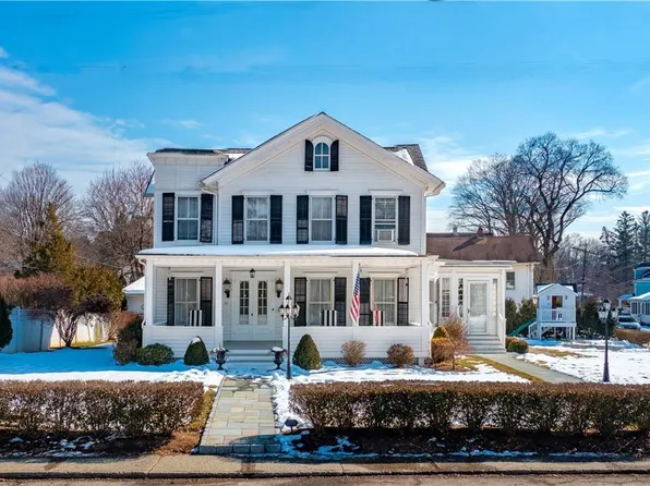 18 Coulter Avenue, Pawling, NY 12564