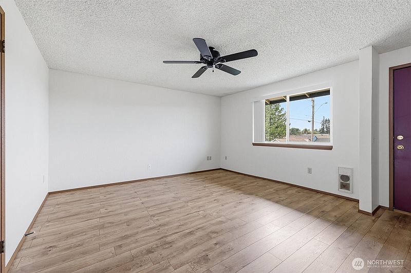 4th image of 3116 18th Street