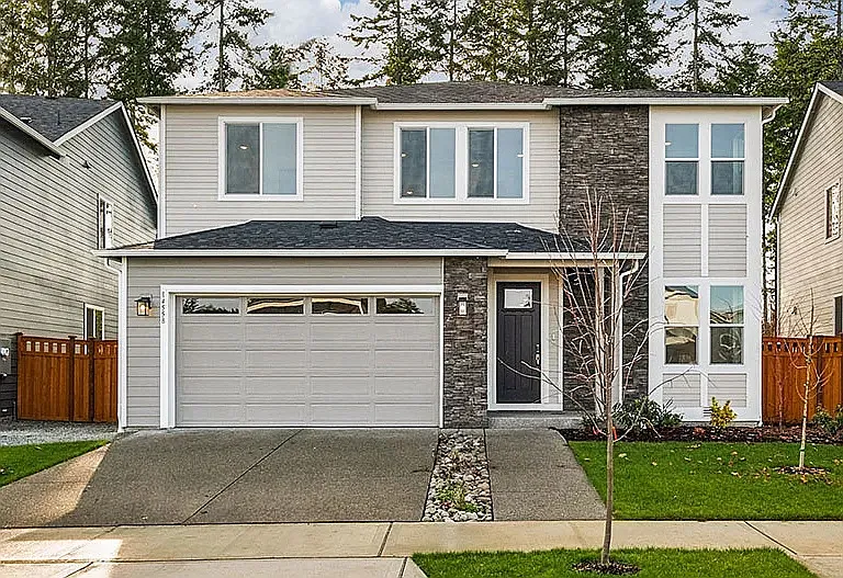 4 bed, 2.5 bath, 2730 sqft, $3,850 — Photo 1