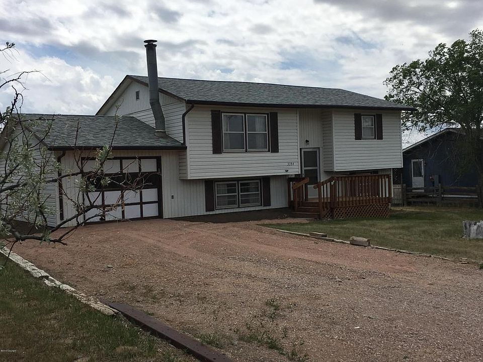 2nd image of 3354 Latigo St