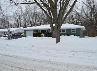 6811 Forest Glade Ct, Middleton, WI 53562