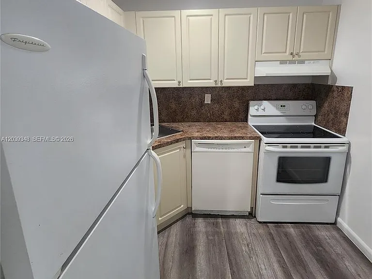 10820 SW 200th Dr #265 — Photo 1