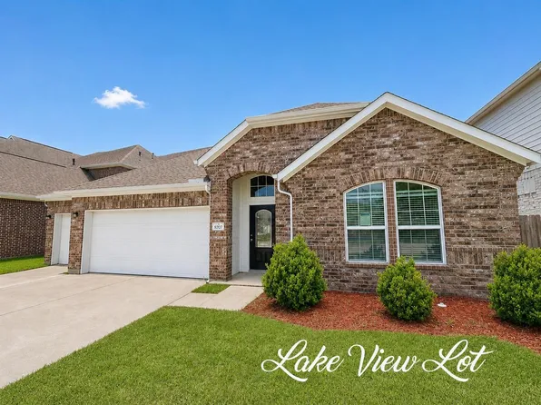 8707 E Crescent Lake Cir, Baytown, TX 77521