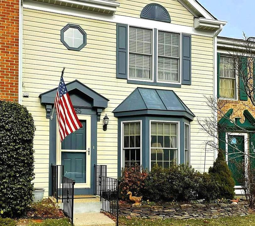 1st image of 8285 Berryfield Dr