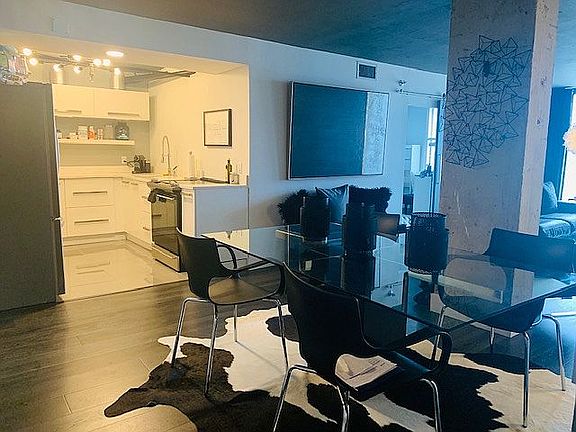 3rd image of 400 E Colonial Dr APT 1203