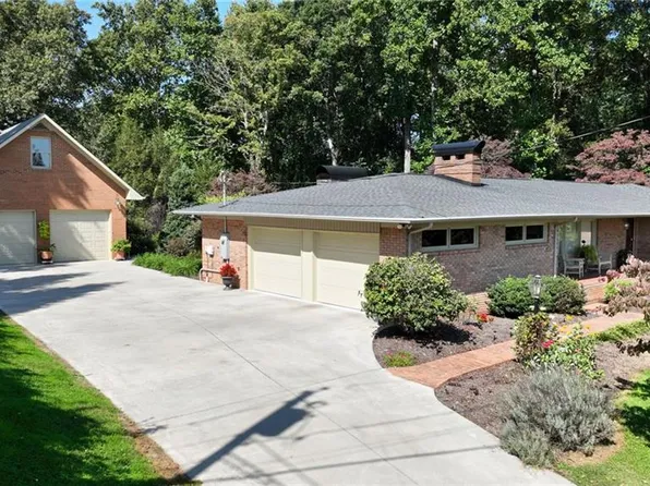 355 Forest Dr, Wilkesboro, NC 28697
