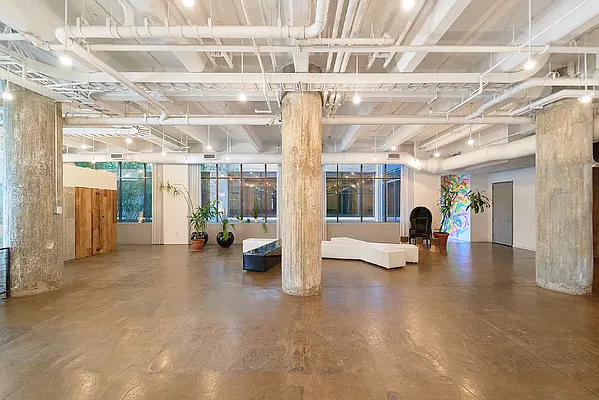 Rented by Living New York | media 40