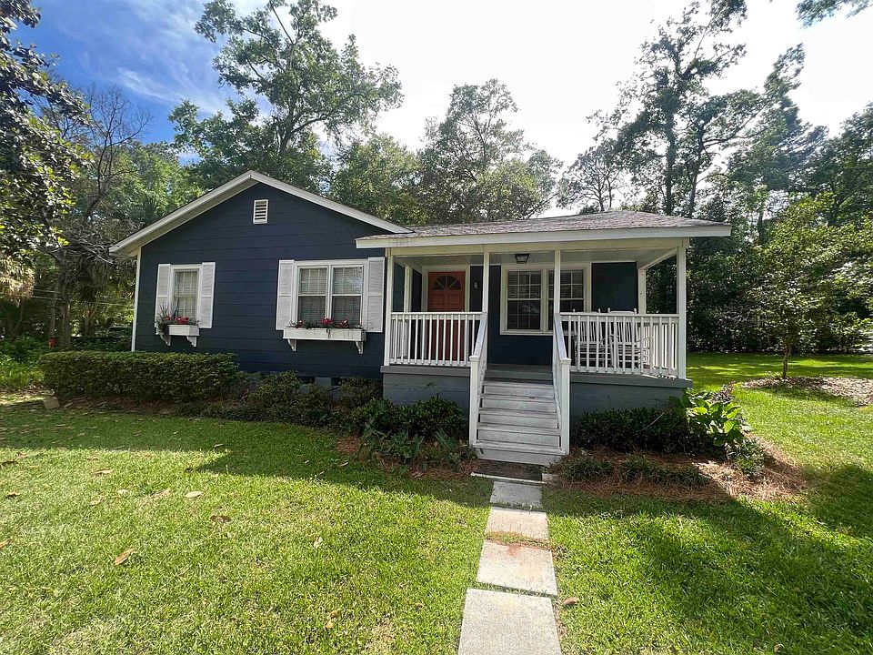 1st image of 715 Truett Dr