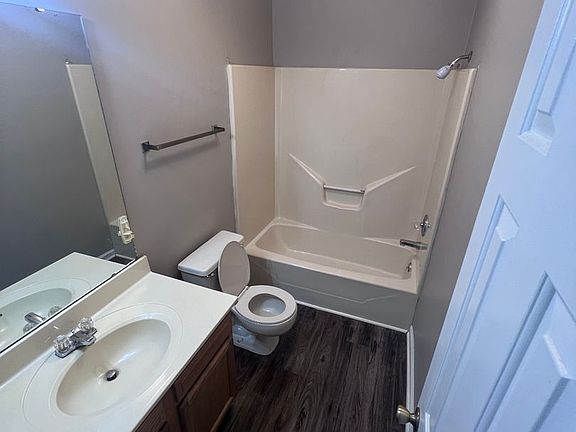 3rd image of 250 Ivie Ln #5