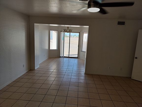 Living room-view from entry