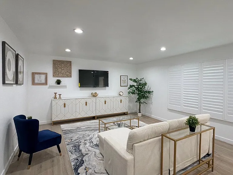 3500 W Manchester Blvd #420 — Photo 1