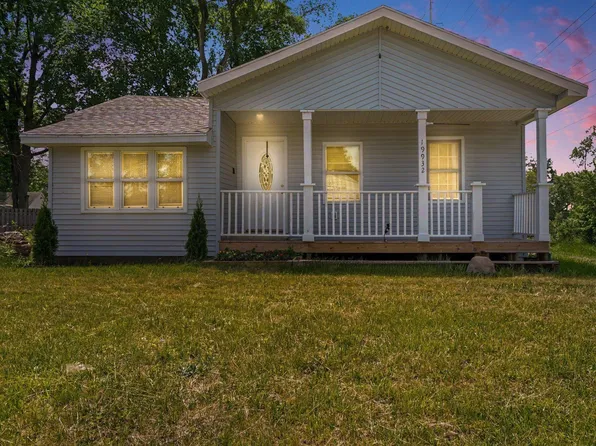 19932 Auten Rd, South Bend, IN 46637