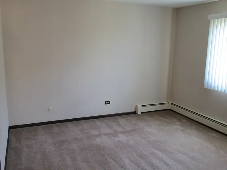 8421 Captons Ln #4 — Photo 5