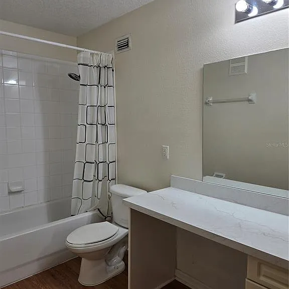 223 Washington Palm Loop #B — Photo 9