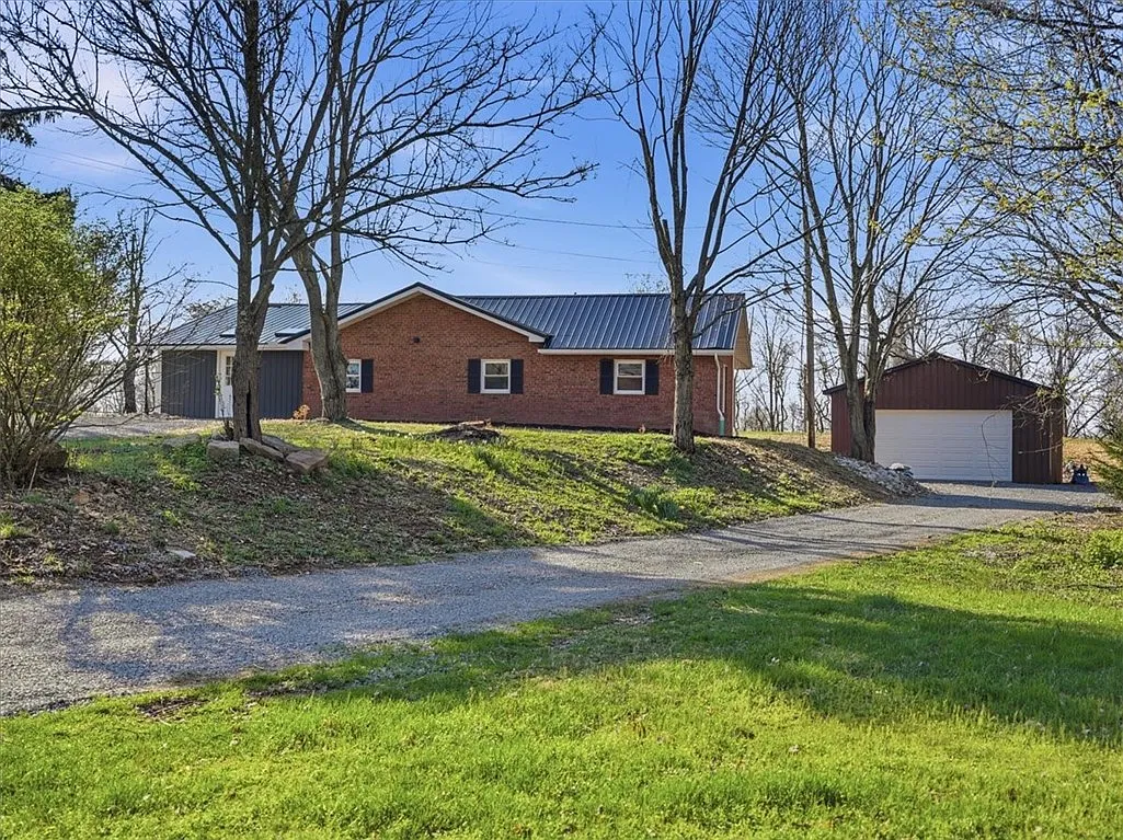 730 Fletcher Rd photo 1