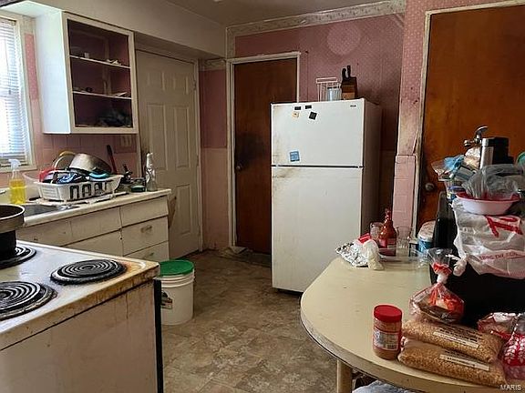 5th image of 8679 Spoon Dr