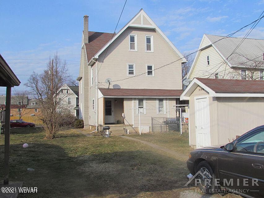 2nd image of 1447-1449 Memorial Ave