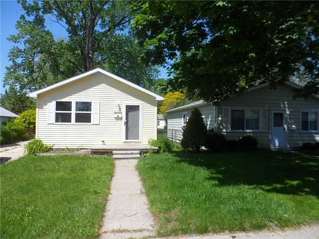 27055 Alger Blvd photo 1