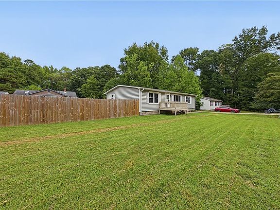 2nd image of 2456 Meadow Brook Trl