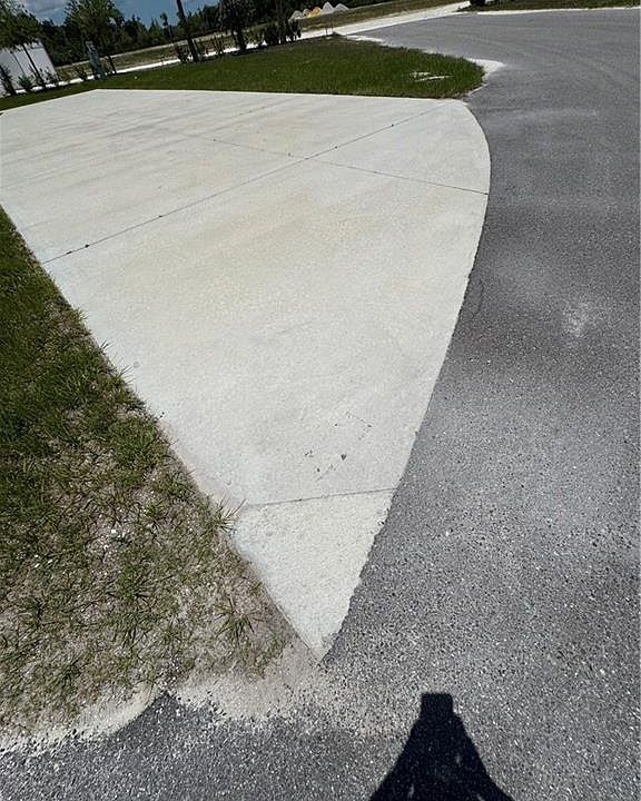 1st image of 270, 272 Horizon RD