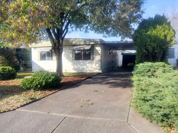 309 Sovereign Lane, Santa Rosa, CA 95401