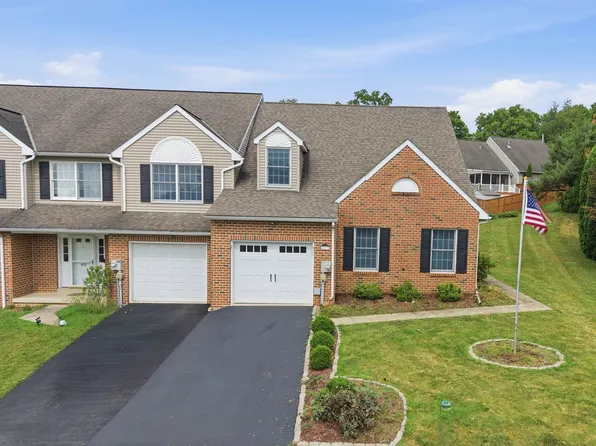 472 Hillside Dr, Mountville, PA 17554